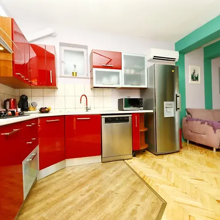 Beautiful 1-bed Kristijan Apartment Zadar