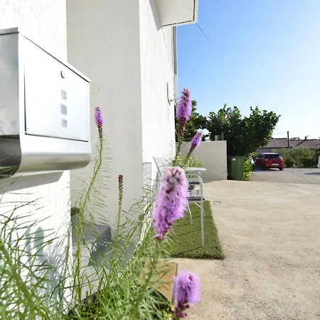 Beautiful 1-bed Kristijan Apartment *